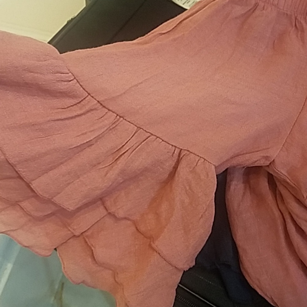 NWT  PINK Ruffle Romper - Picture 5 of 6